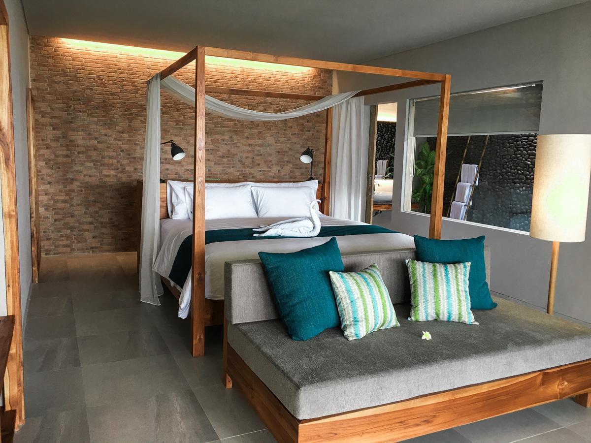 Umadewi Surf & Retreat Hotel Pulukan Kültér fotó